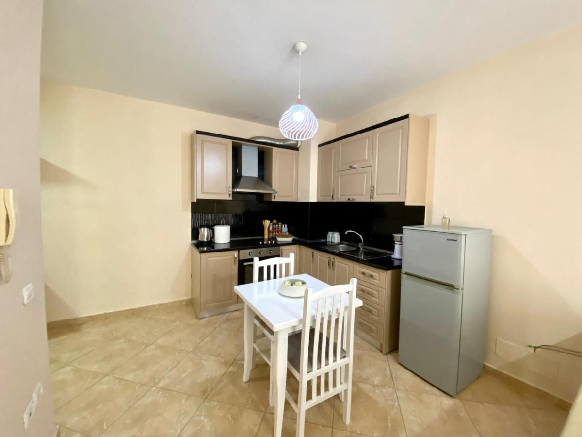 Chlo Apartment 2 티라나 외부 사진